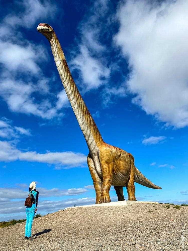 Какой был самый большой динозавр в мире?